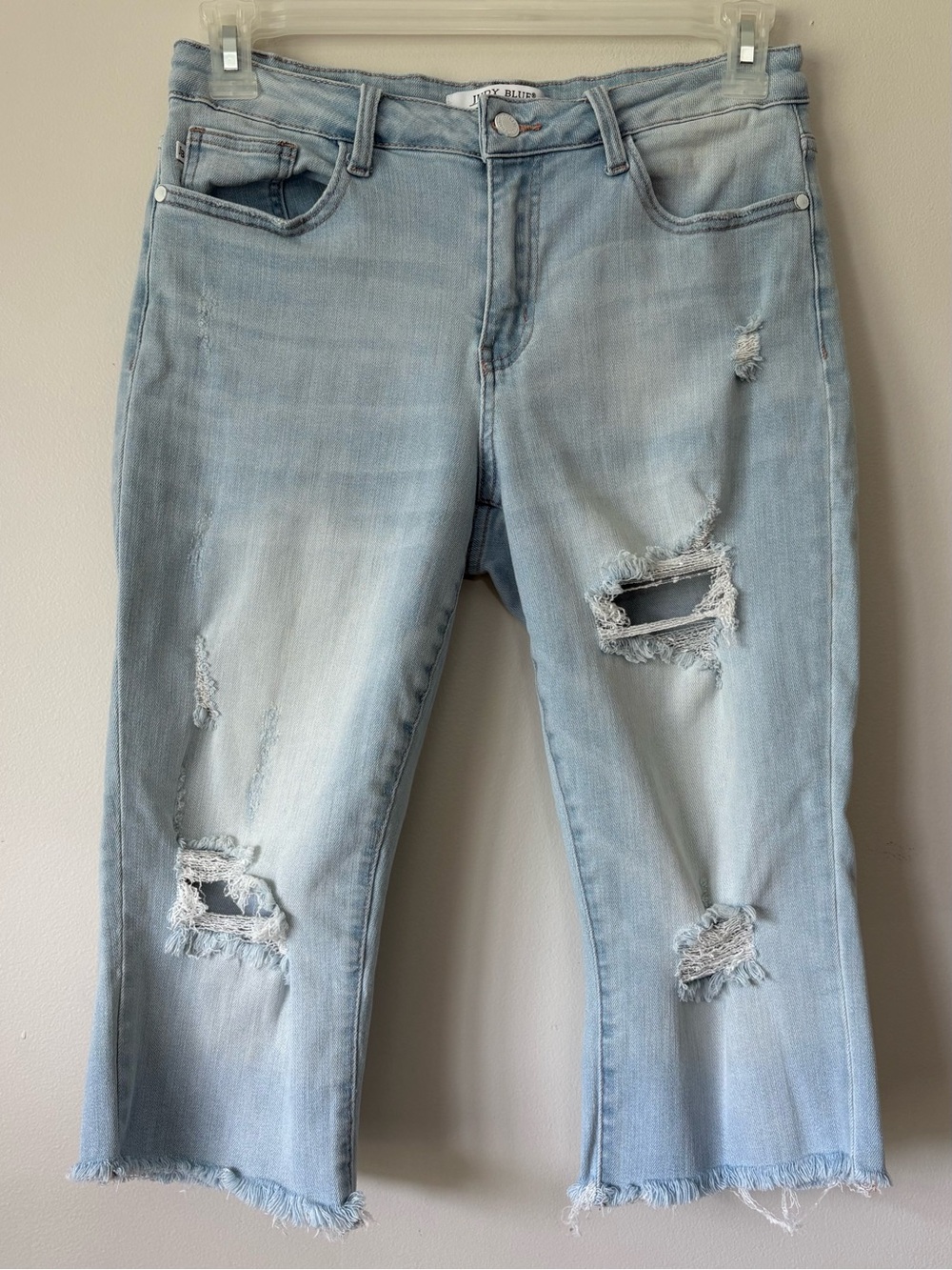Judy Blue Boyfriend Git Cropped Jeans Size 9 / 29 Distressed Raw Hem Light Wash